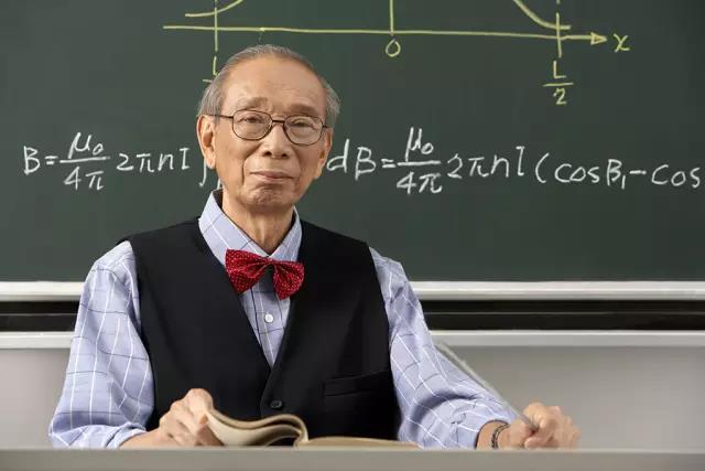 担心孩子考不上名牌大学,可家长是否有想过上名牌大学所需的付出
