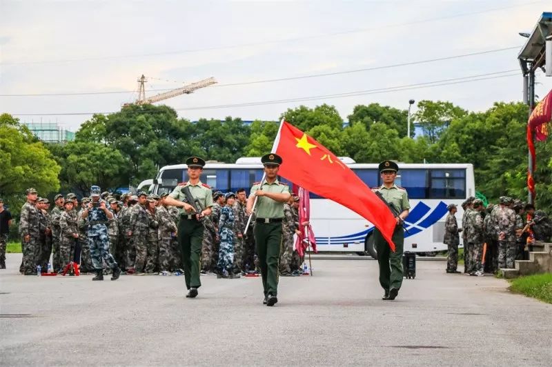 【正拓军事夏令营】雄邹邹气昂昂，特战小兵我来当——2018上海正拓军事特战营（7天6夜）火热报名中！