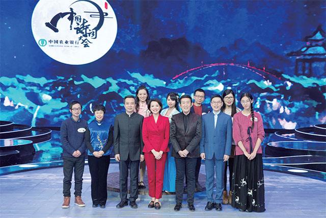 董卿在《中国诗词大会3》1-10期的开场白完整版，教科书般的作文素材！（快为孩子收藏） | 精选